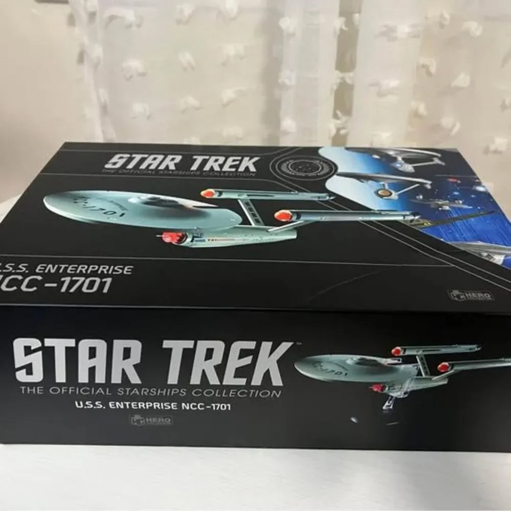 Hero Collector Eaglemoss U.S.S. Enterprise NCC-1701 XL Collector's Edition